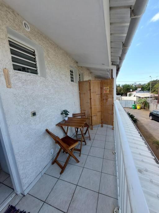 Apartamento Le Ti Papangue Saint Pierre Exterior foto