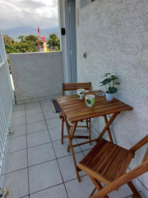 Apartamento Le Ti Papangue Saint Pierre Exterior foto